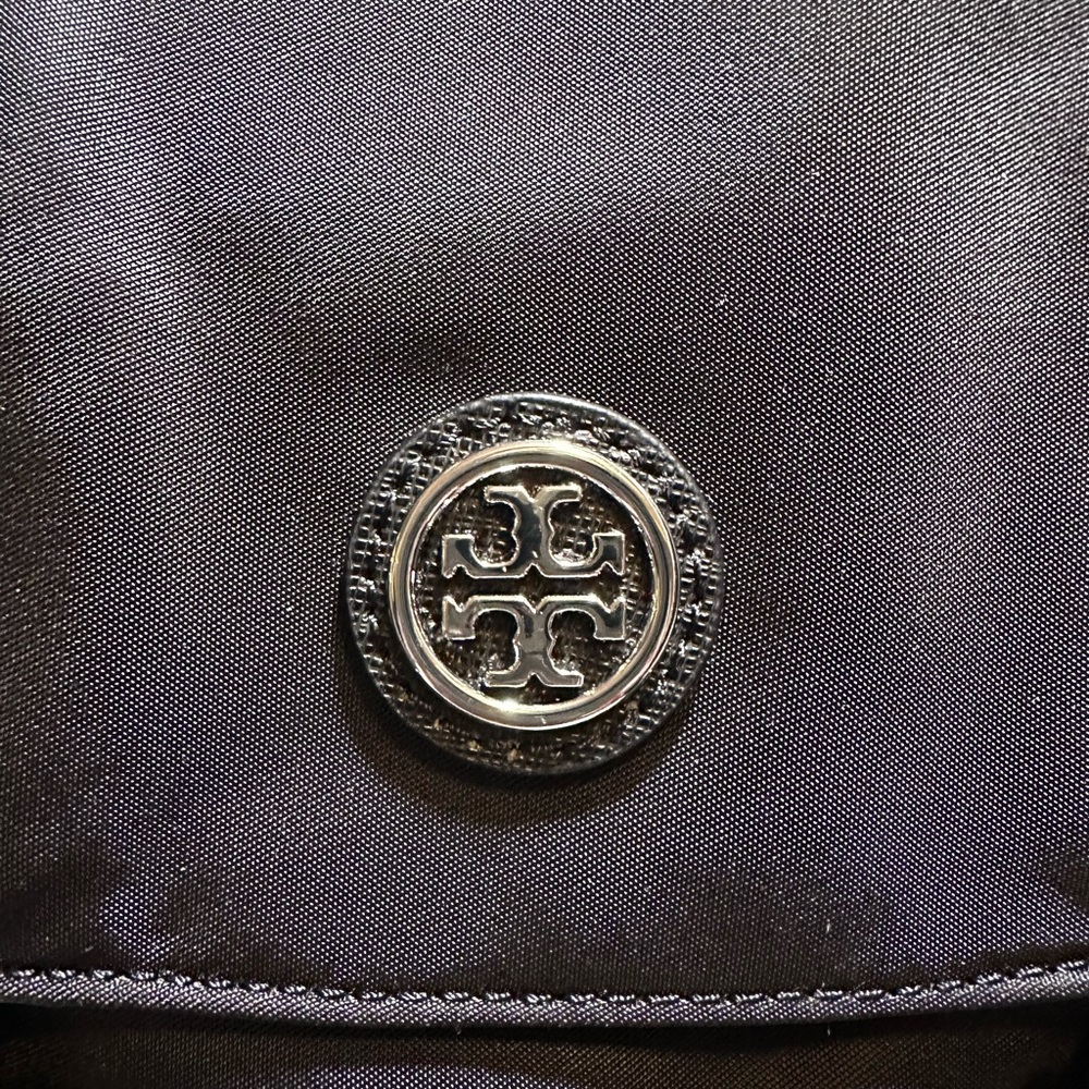 Tory Burch Virginia Recycled Nylon Small Messenger Crossbody ~NWT~ Black - Picture 7 of 14